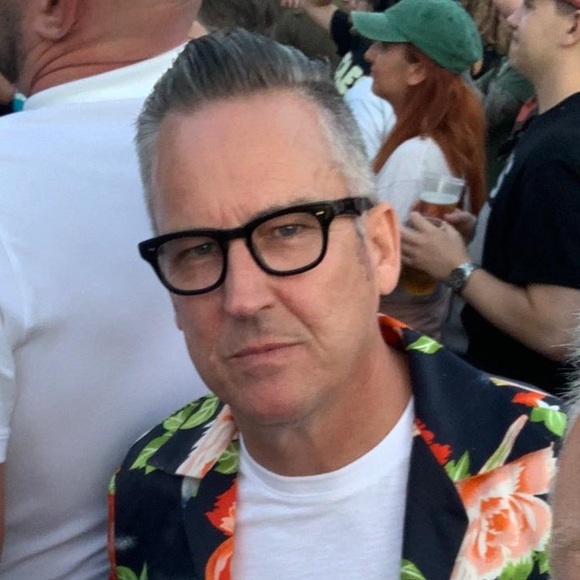 Meet your Posher, Richard - Picture 2 of 2